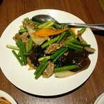 中華料理 谷記 - 砂肝とニンニクの芽炒め