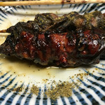 カブト - 手前はキモ焼き