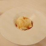 シェムラブルリス - マスカルポーネチーズキャラメルのコーティング　リンゴのコンポート