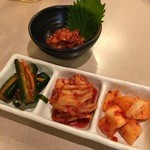 焼肉・ホルモンこそっと - チャンジャとキムチ盛合せ