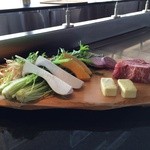 コンテンポラリー・ダイニング クラウン - 