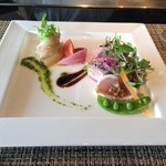 コンテンポラリー・ダイニング クラウン - 