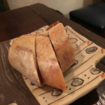 bistro アナログ舎 - テーブルチャージ 300円。