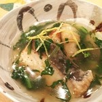 季節の炊き合わせ：メダイ、海老芋、春菊のあんかけ