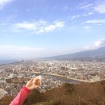 恵比 - 香貫山展望台からのアンパン越しの駿河湾
                                むっちゃ疲れた〜