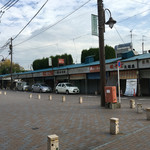 田代 - 田代・深川神社の通りの商店街にあります。