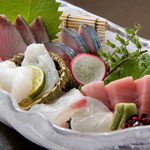 Assorted natural seasonal fish sashimi