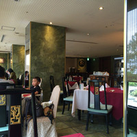 広東料理　翡翠廳 - 店内