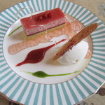 シュバルツバルト - 薄緋のマドモアゼル(850円)