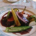 Petit Souhait - 【肉料理】オーストラリア産　牛フィレ肉のポワレ赤ワインソース