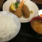 Tonkatsu Suzunoya - 盛り合せ定食（めんちカツとカニコロ）