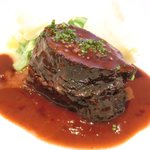 ル モンド グルマン - ランチコース 3350円 の牛頬肉の赤ワイン煮込み