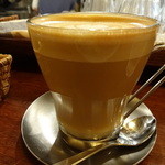 パーラー江古田 - カフェラテ