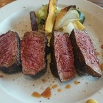 キッチンごりら - 十勝牛ももステーキ200ｇ 1900円