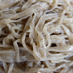 Kinomise - 「秩父のそば」の代表の、ホシは蕎麦から。色・つや、平さ、透明感は、小麦粉から。