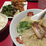 ラーメン工房 風 - ラーメン、唐揚げ、御飯セット