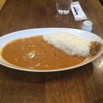 チキンカレー中辛（200ｇ）。