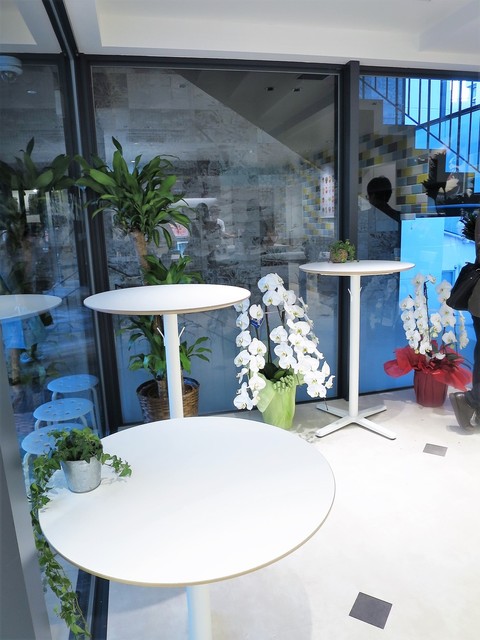 ローラズ・カップケーキ 東京 原宿本店 (LOLA'S Cupcakes ローラズ・カップケーキ 東京 原宿本店 (LOLA'S Cupcakes