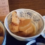 田舎料理　やまがた - 小鉢にも煮物が付いてきました