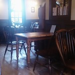 ラパン・アジル - 内観もアンティークで素敵です