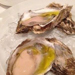 VIA Brianza - 生牡蠣仙鳳趾　オリーブオイル