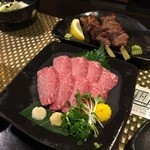 炭火焼鳥あずま - 馬刺し