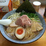 中華そば よしかわ - 煮干しそば白醤油大盛り、780円