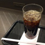 ベックスコーヒーショップ - アイスコーヒーＬとコンセント。