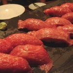 Wagyuu Yakiniku Tokori - 山形牛握りの３種盛り　（各２カン　Ｘ　３種）＝計６カン　　1974円