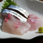 佳肴みを木 - お造りは、かさご、しまあじ、シメサバ