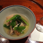 花小路 さわ田 - 2杯目のすっぽんも器を変えて…