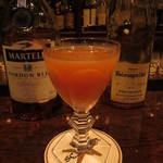 バースカーレット - 国産ブラッドオレンジとマーテルとドイツの珍しいリキュールを少し