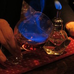 バースカーレット - 所作見たさに隣席もオーダー