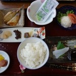 虹岳島荘 - 朝食