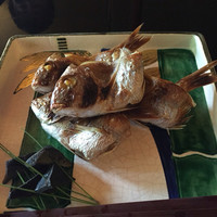 招福樓 本店 - 焼き物の鯛
                骨が抜いてます