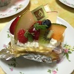 プティ・アシェット - これがおきにいり。フルーツタルト