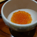 鮨処 なかたに - お通しいくら