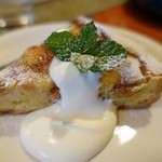 月光 - 2015.11 柿とリンゴのタルト