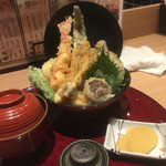 生け簀の甲羅 - 海鮮天丼¥980