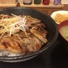 炭火豚丼 石黒