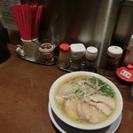 RAMEN 風見鶏 - 特製塩。９００円