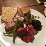 シャルキュトリーの盛り合わせ￥１１８０