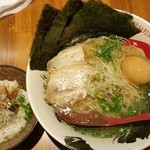 GAKUSHOKU いちず　 - 塩ラーメンの全部のせ