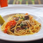 ガーデン＆クラフツ カフェ - 秋刀魚とフレッシュトマトのアーリオ・オーリオ パン粉をのせて
