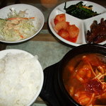 韓国居酒屋 土の村 - 日替わりランチ「キムチチゲ」