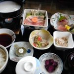 Resutoran Yukitsubaki - 牛岳定食￥１０００円お昼限定です。