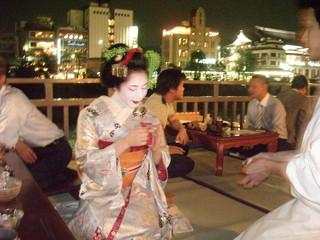 Nagamegawa Pontochou Hana - 舞妓さん手配いたします（一週間前まで要予約）。詳しくは御問い合わせ下さい。
