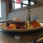 ビュッフェレストラン スリユン - サーロインステーキ