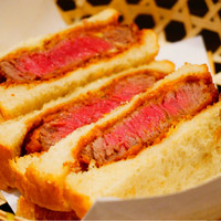 SATOブリアン 本店 - シャトーブリアンのカツサンド（≧∇≦）
                美味しすぎやろ〜（≧∇≦）