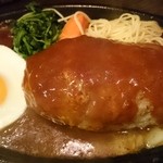 キッチンMO-MO- - 目玉焼きハンバーグ
